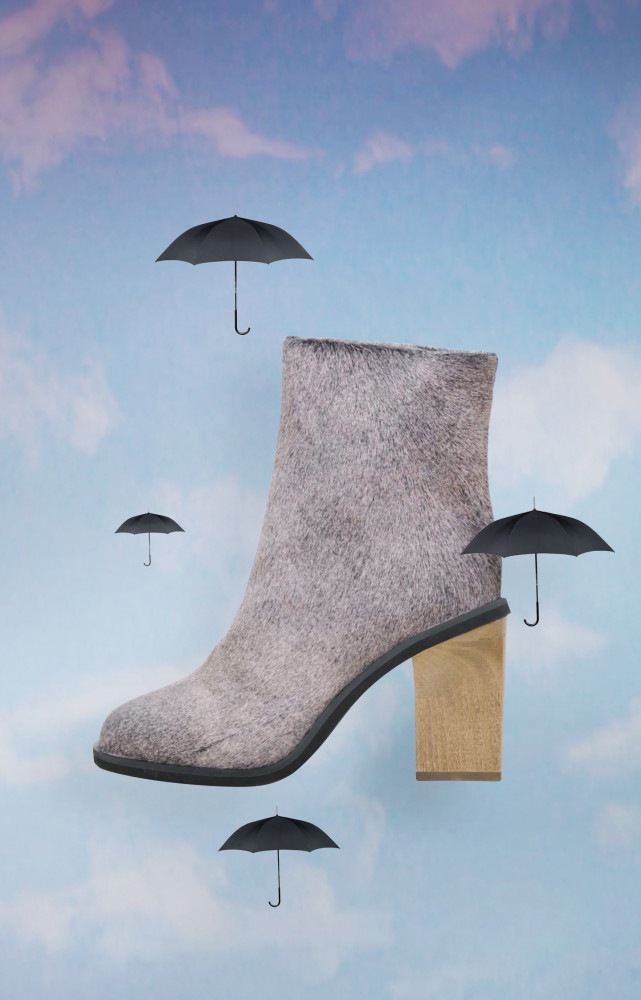 Bottines en fourrure de veau et talon en bois, Christian Wijnants, 627 €.