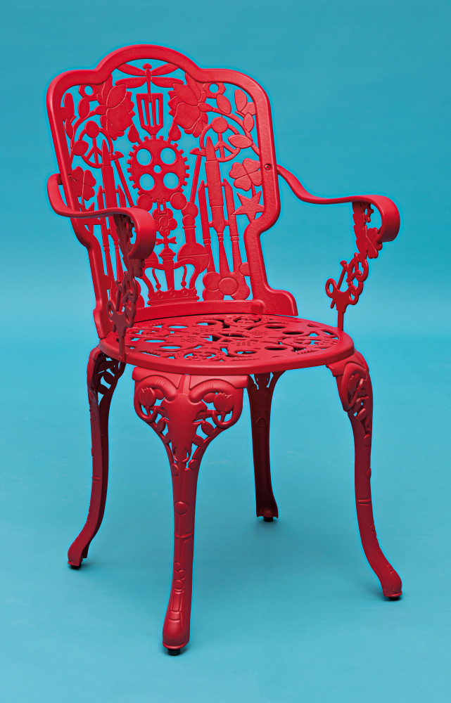 Chaise de l’« Industry Garden Collection », design Studio Job.