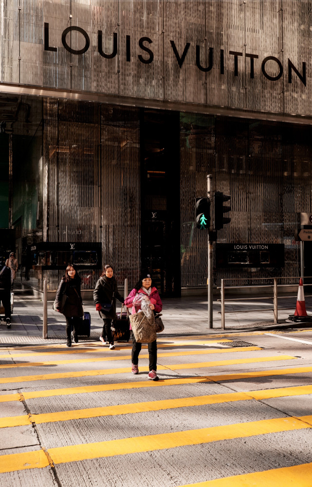 Louis Vuitton est très présent à Hong Kong avec notamment deux flagship-stores.
