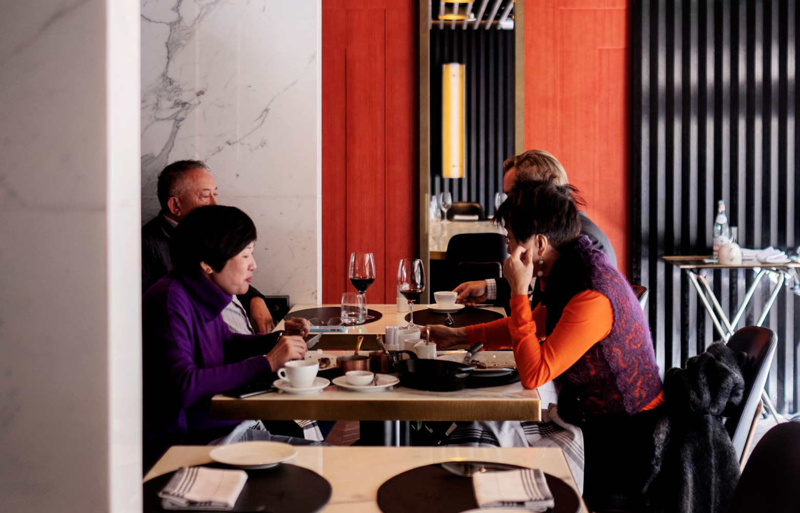 Tout nouveau et déjà in dans son habit de marbre signé Humbert & Poyet, duo qui s’est...