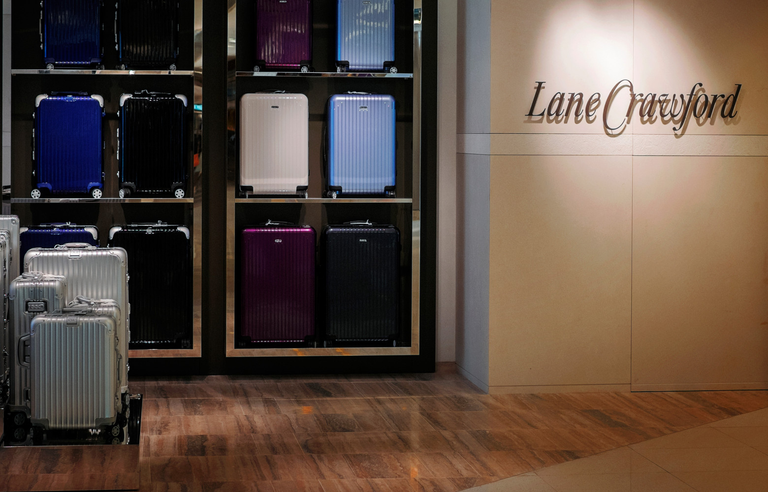 Incontournable ! Depuis 1850, le fac-similé des Galeries Lafayette version Hong Kong !