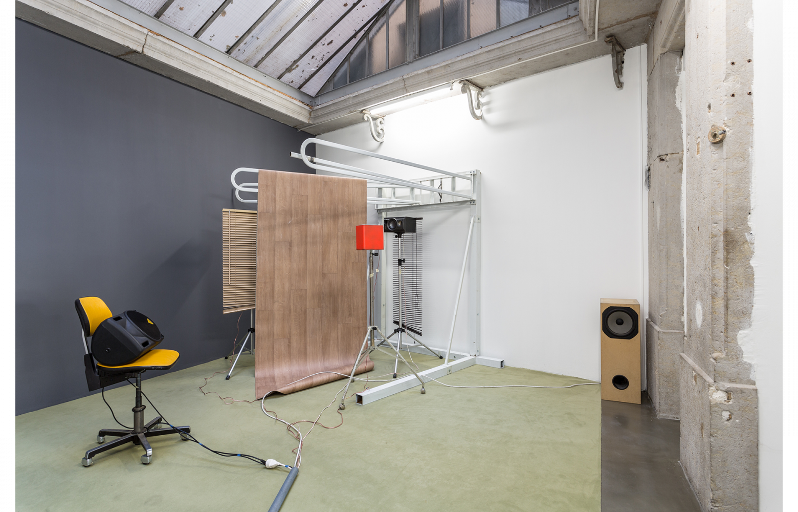 L'artiste a remporté le Grand Prix du 61e salon de Montrouge et du Palais de Tokyo. Le...