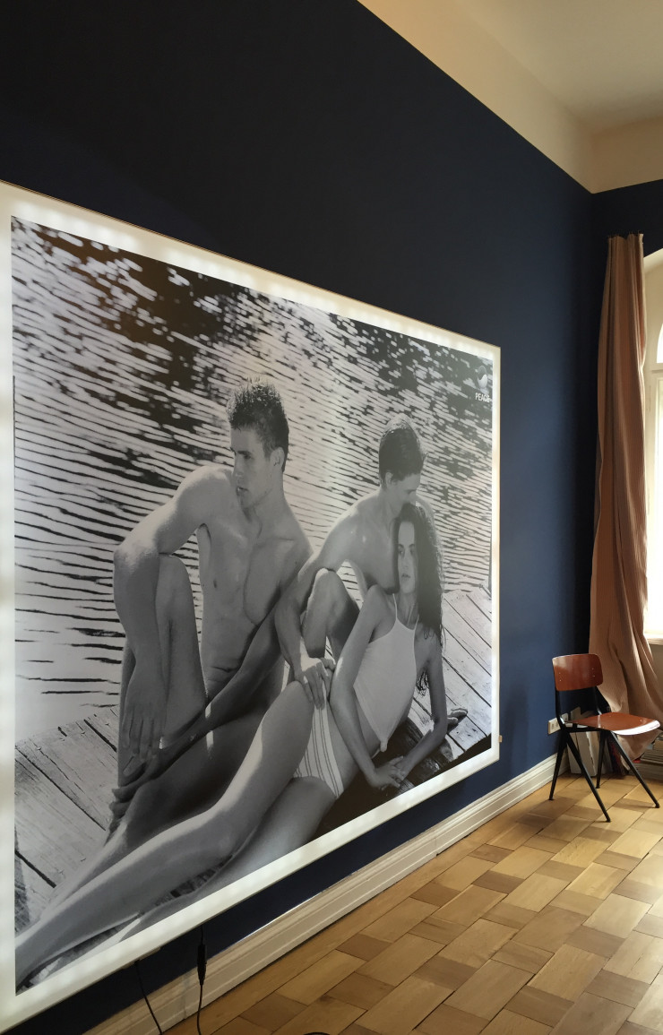 Vue de l’exposition de Petra Cortright à la galerie Société, haut lieu de la culture berlinoise