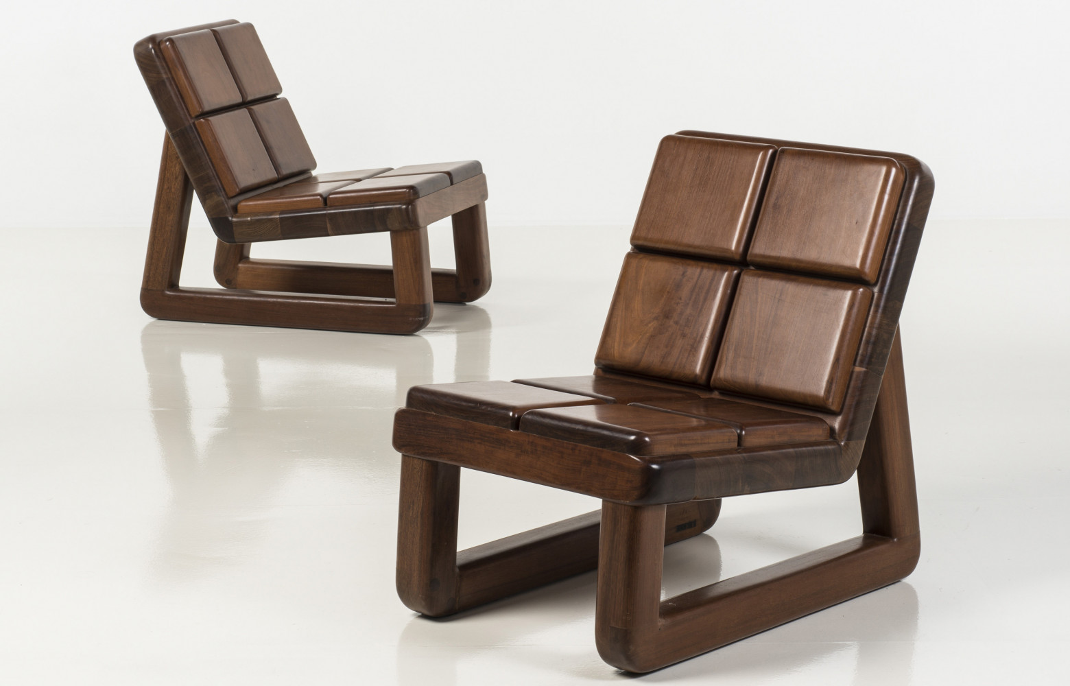 Fauteuils Borges de Zanini de Zanine Caldas (2013).