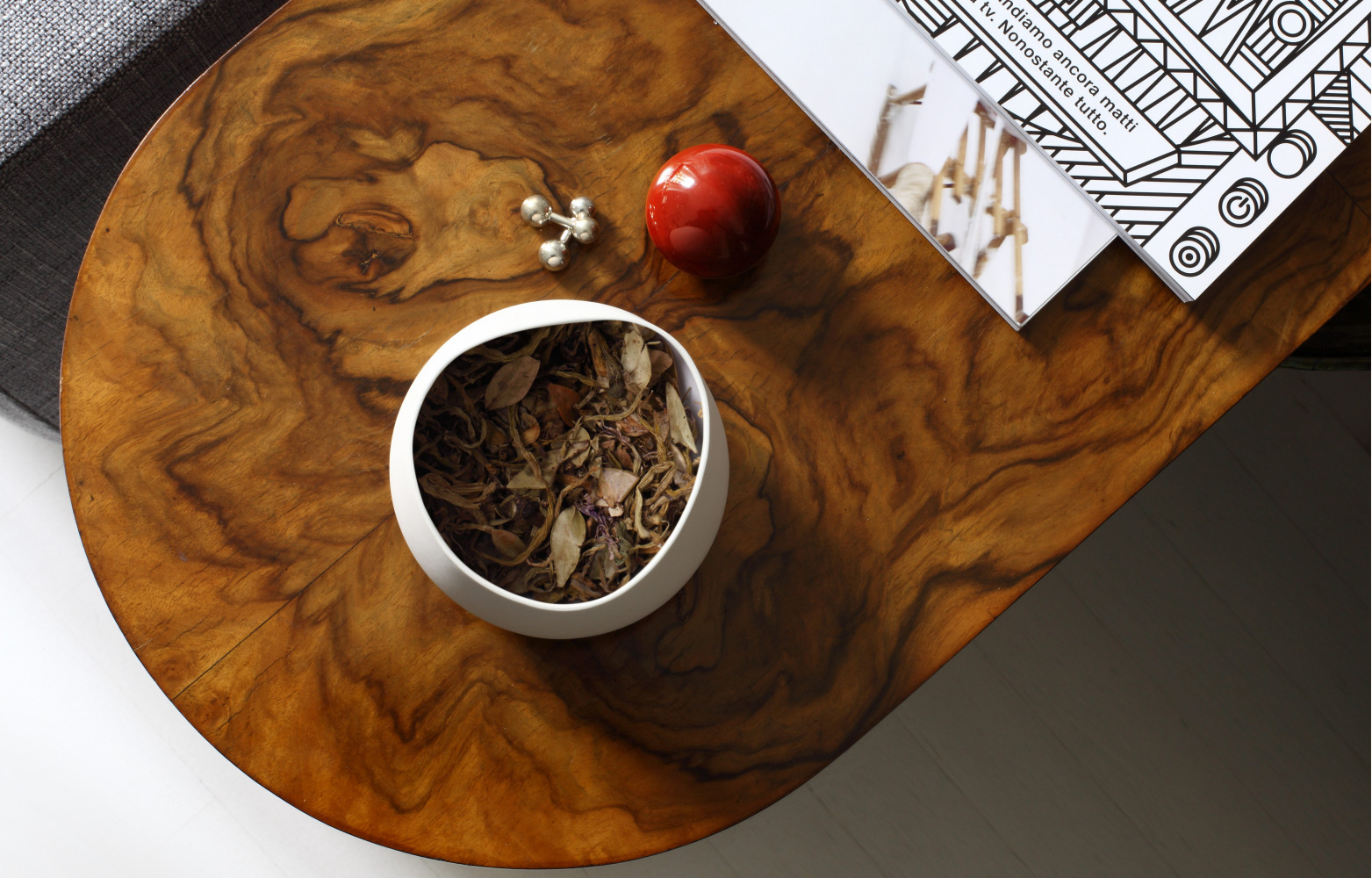 N°13. Pot Casual de Piero Lissoni. Les objets de Designer Box reflètent l’univers mais aussi la personnalité...