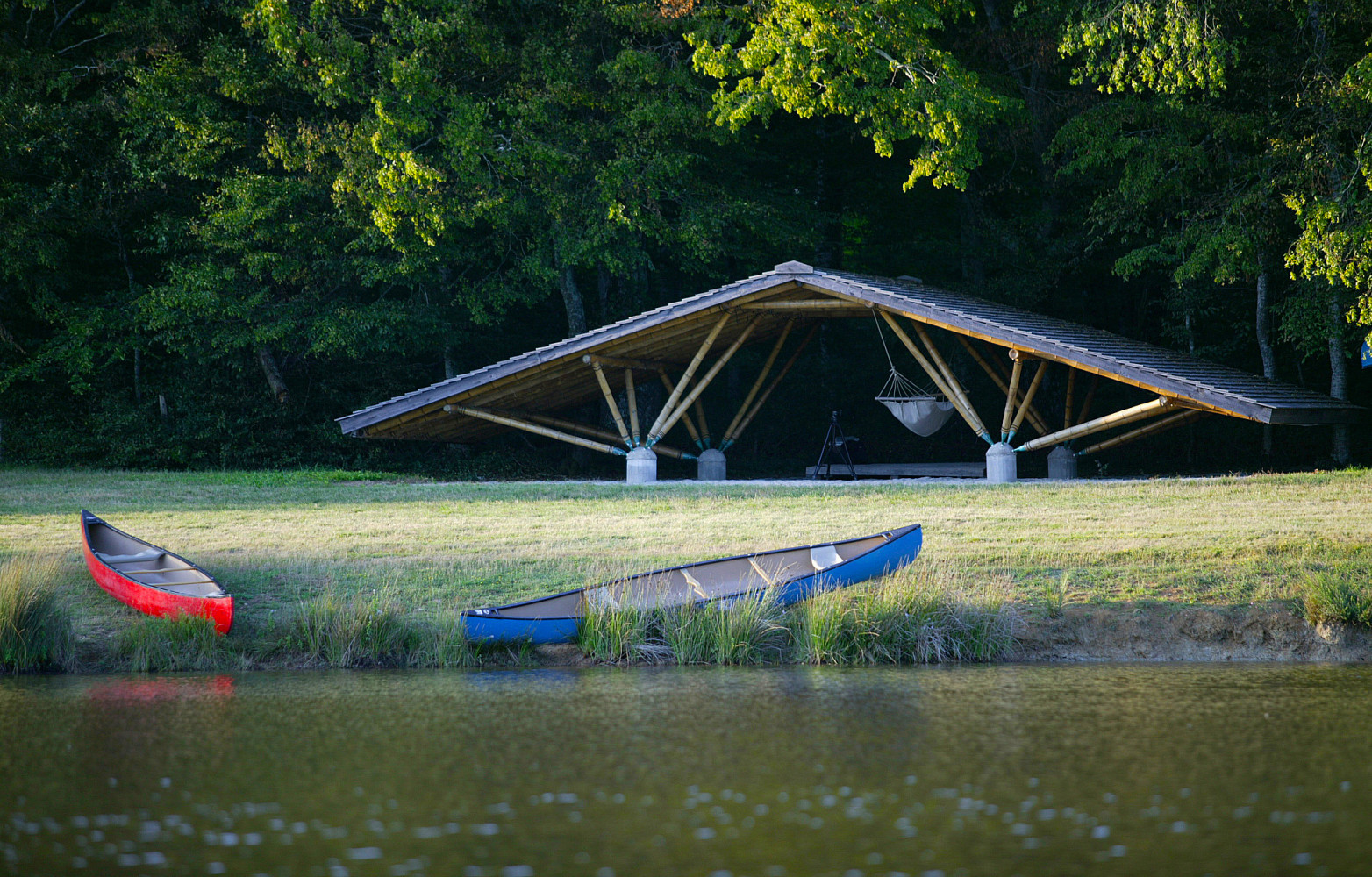Le pavillon de bambou de l'architecte colombien Simon Velez.