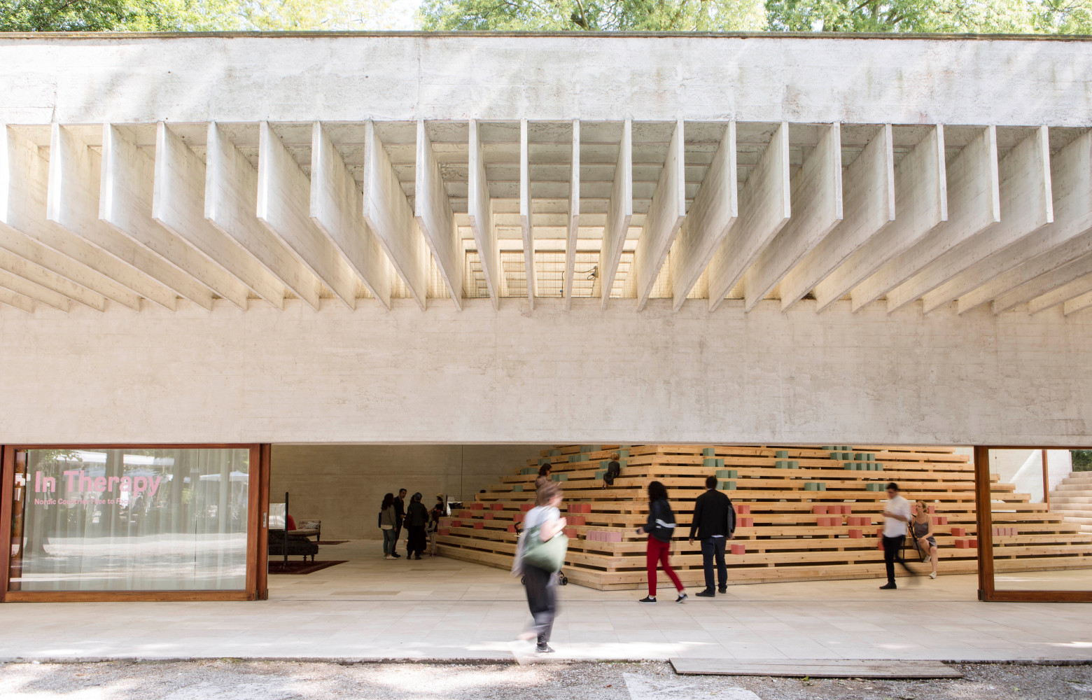 Construit par Sverre Fehn en 1962, le pavillon des Pays Nordiques figure parmi les plus beaux bâtiments...