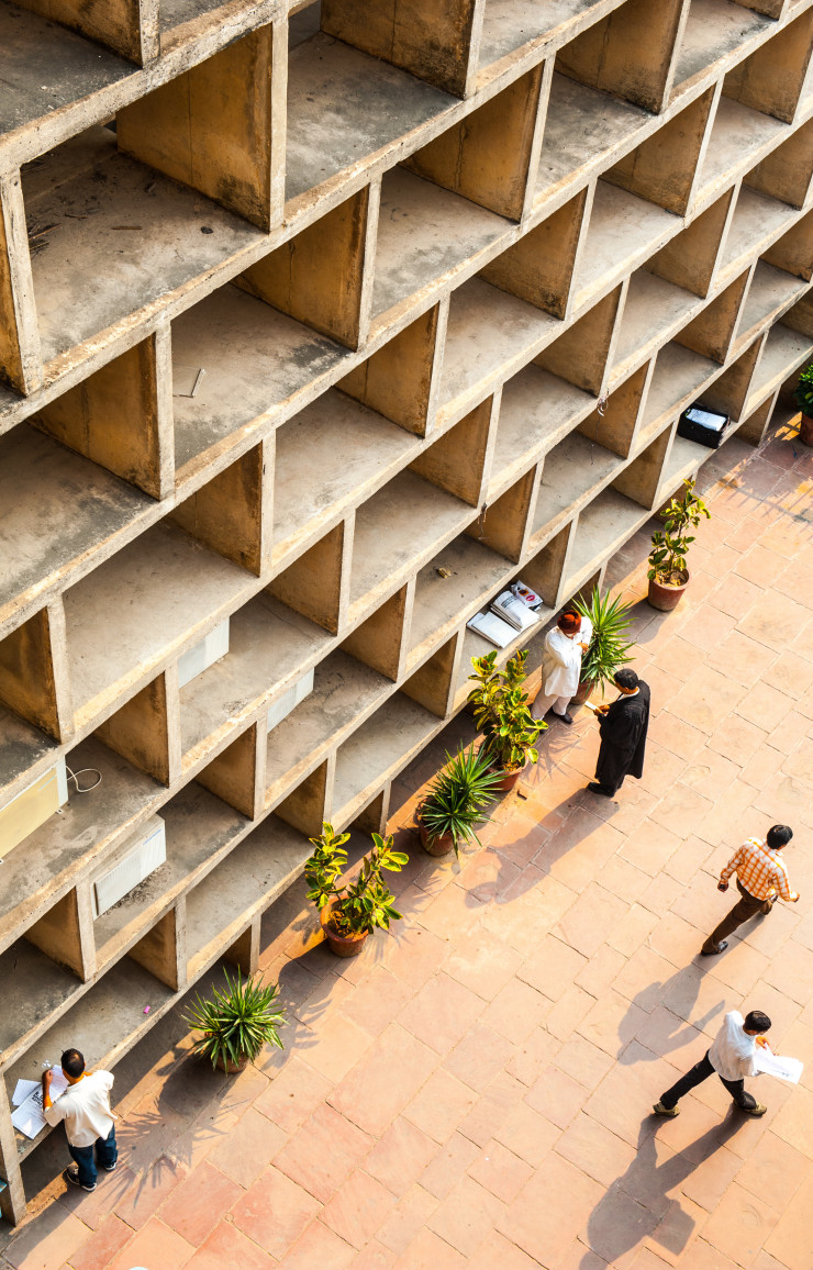 Le Complexe du Capitole signé Le Corbusier et Pierre Jeanneret à Chandigarh (Inde).