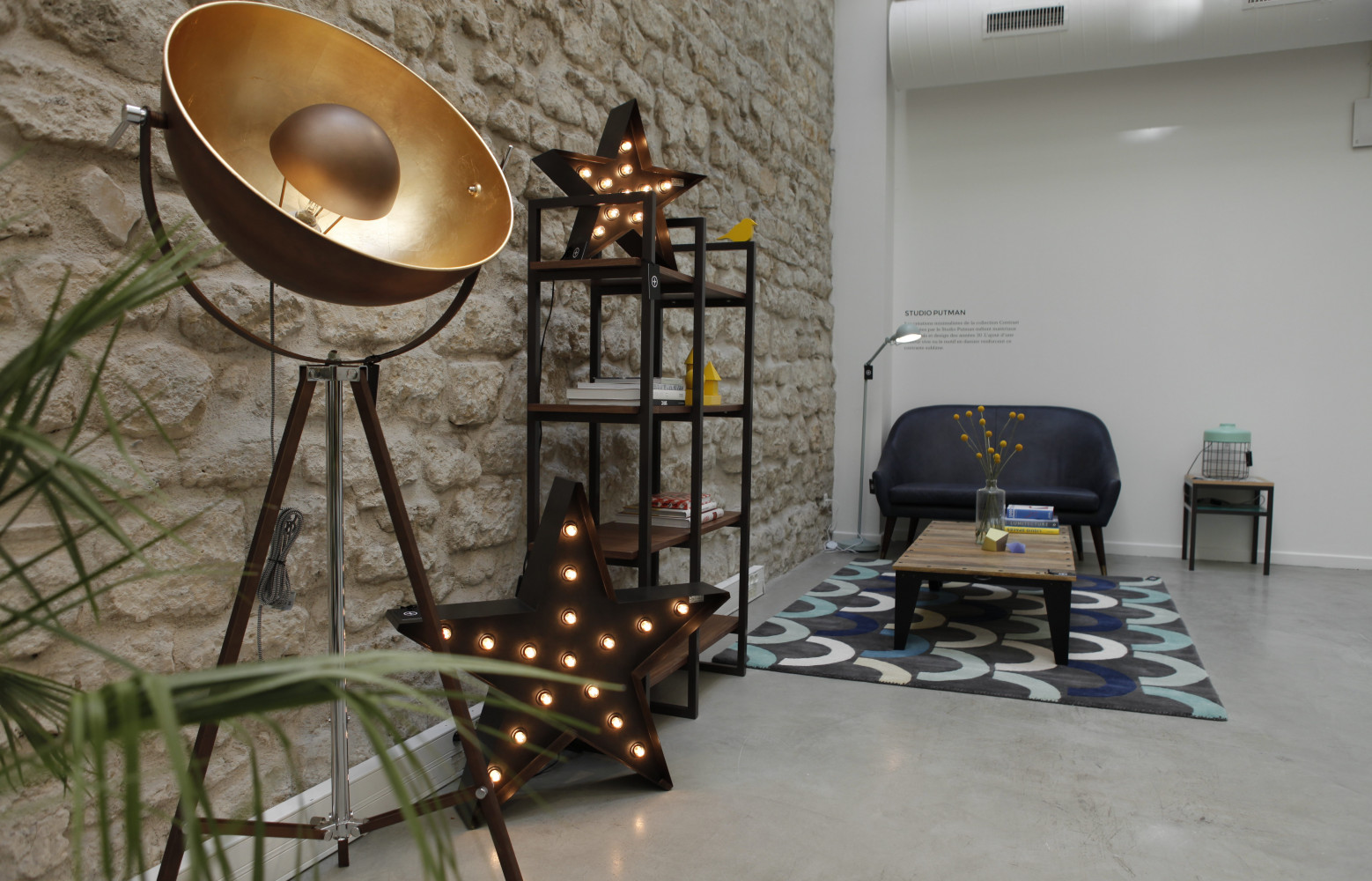 Initialement focalisée sur le mobilier, Made s'attaque désormais aux accessoires déco, nombreux dans le showroom parisien…