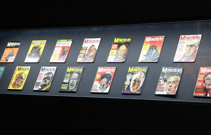 Quelques exemplaires du magazine « Famous Monsters of Filmland » sont exposés.