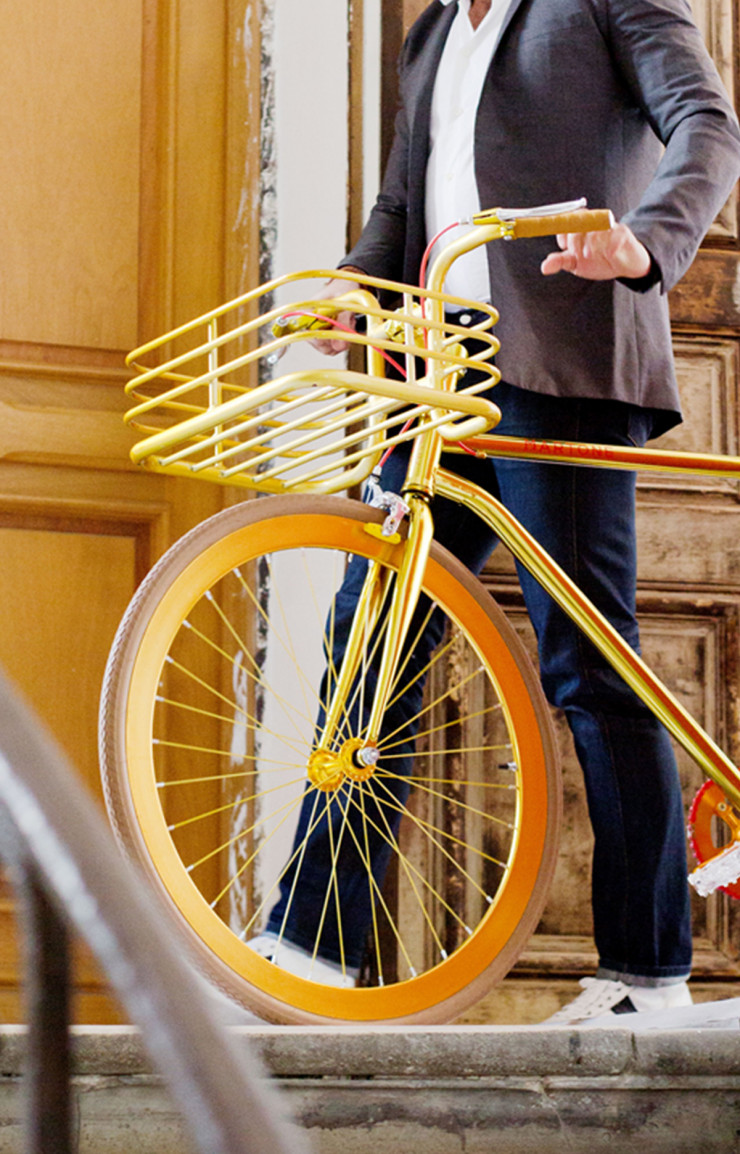 Smallable propose désormais des objets pour les parents, comme ce vélo Martone, qui se décline en plusieurs couleurs.