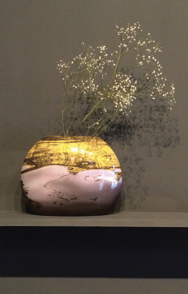 Chez Design Temple, qu'on vienne acheter le best-seller de la maison (la bougie en forme de lingam,...
