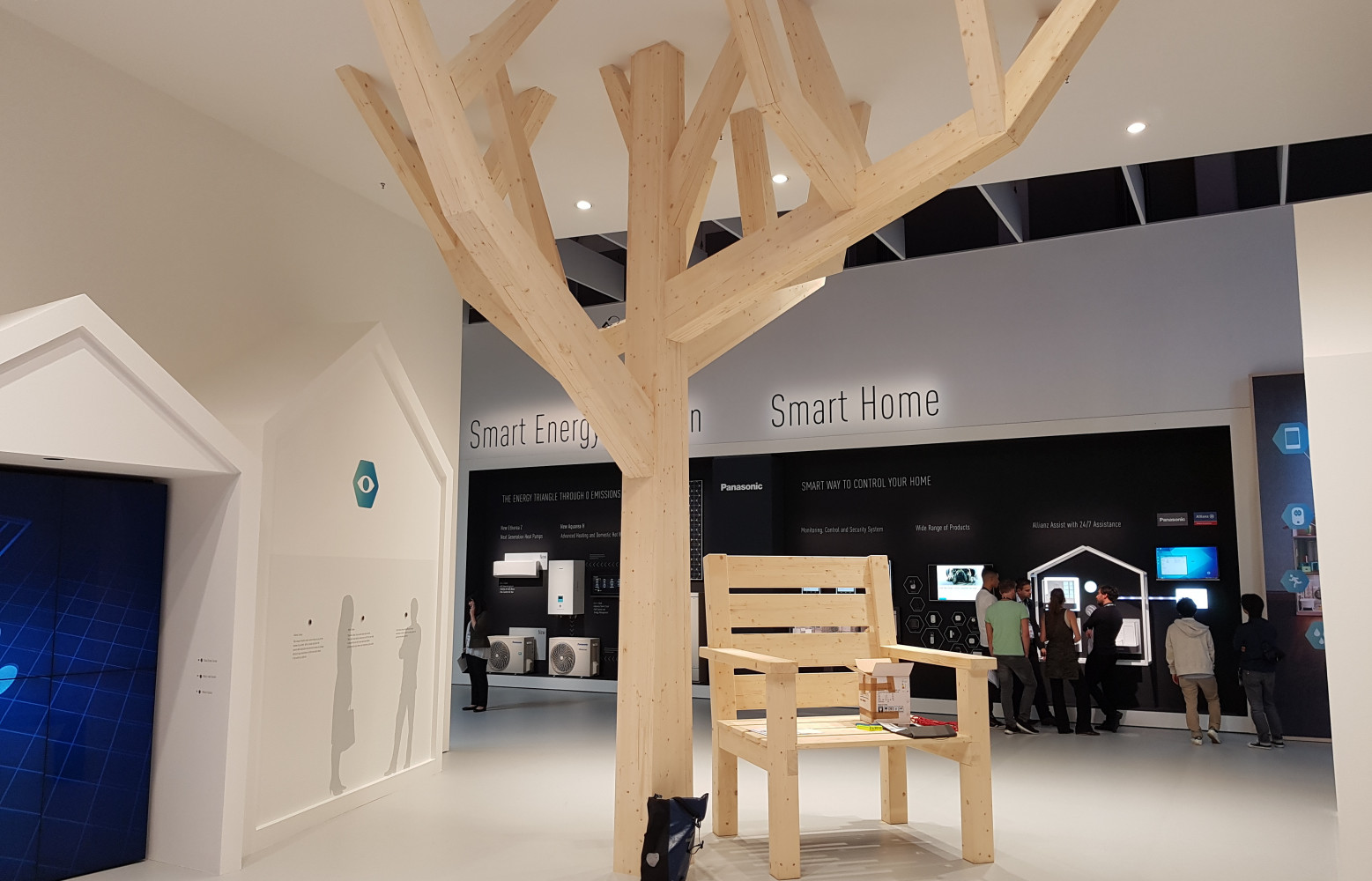 La maison connectée est partout, comme ici sur le stand Panasonic.