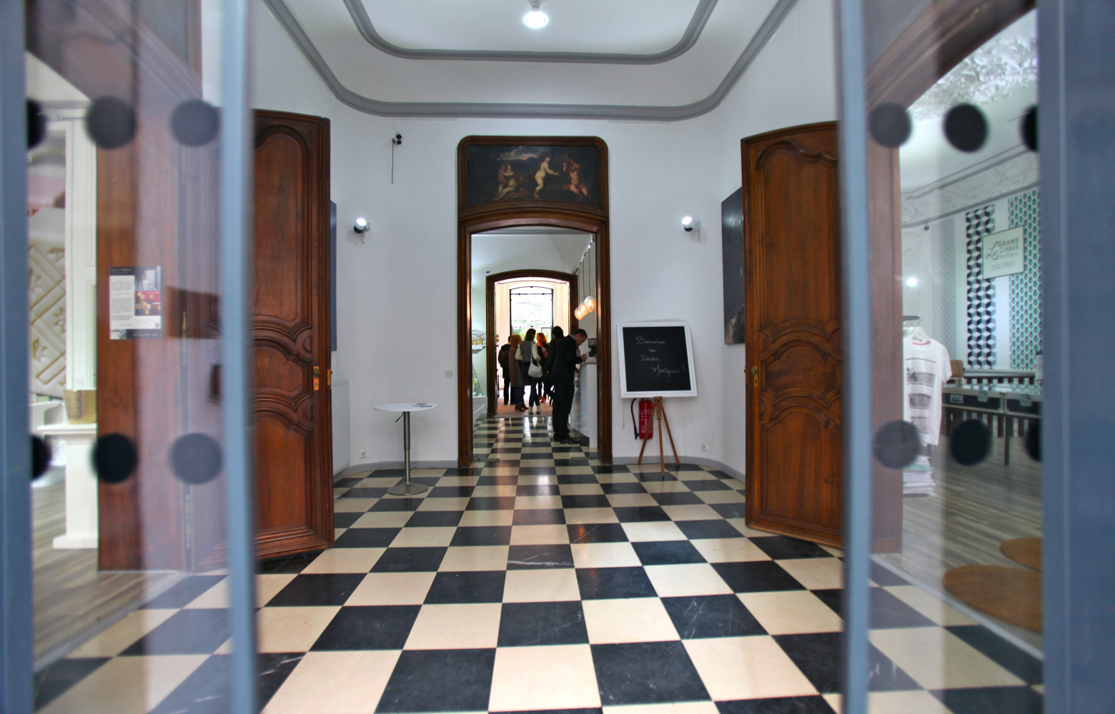 Dans cet ancien hôtel particulier du XIXe siècle, modernité et classicisme se marient à merveille.