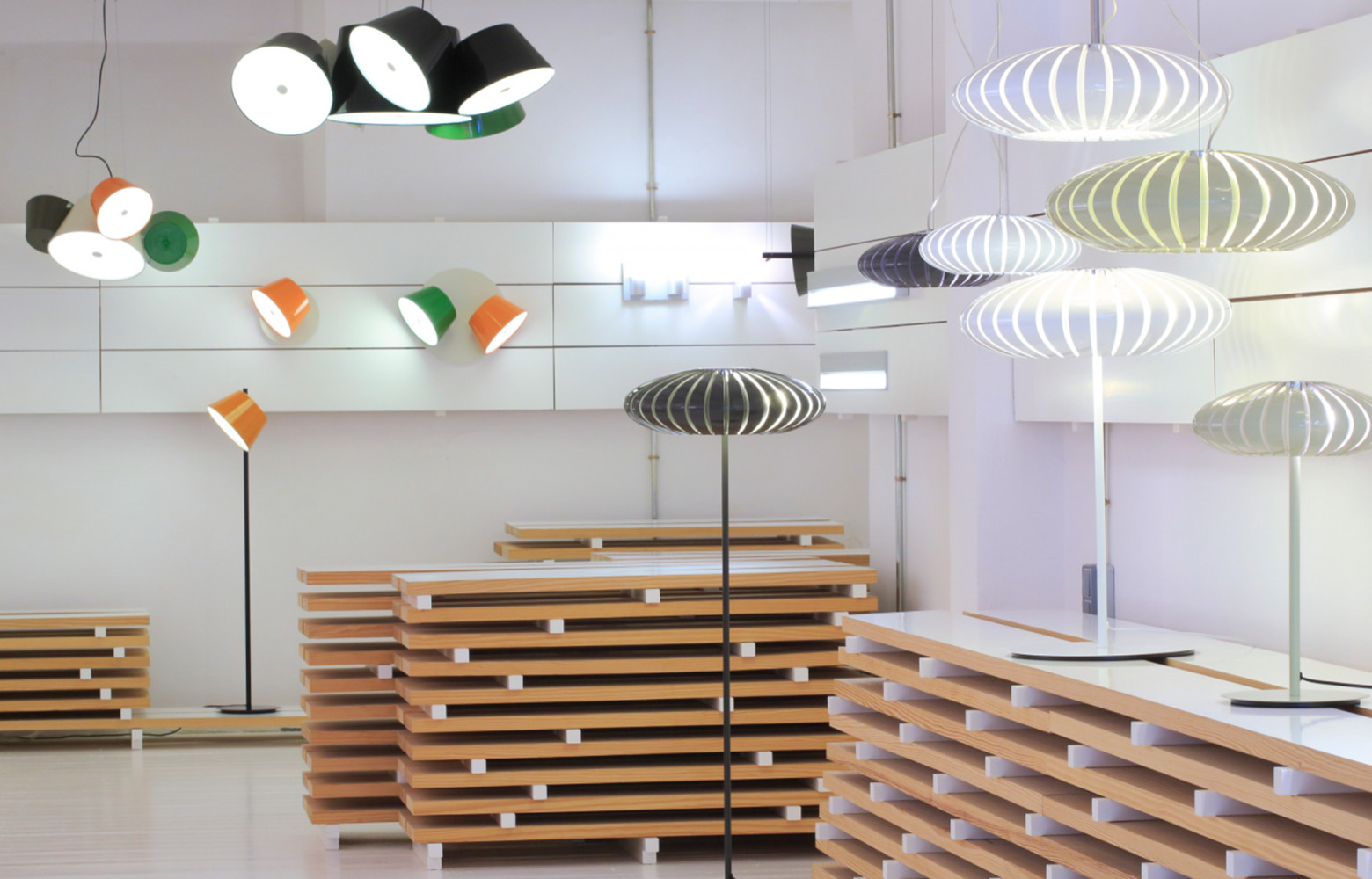 De la collection « Tam Tam » de Fabien Dumas aux lampes « Maranga » de Christophe...