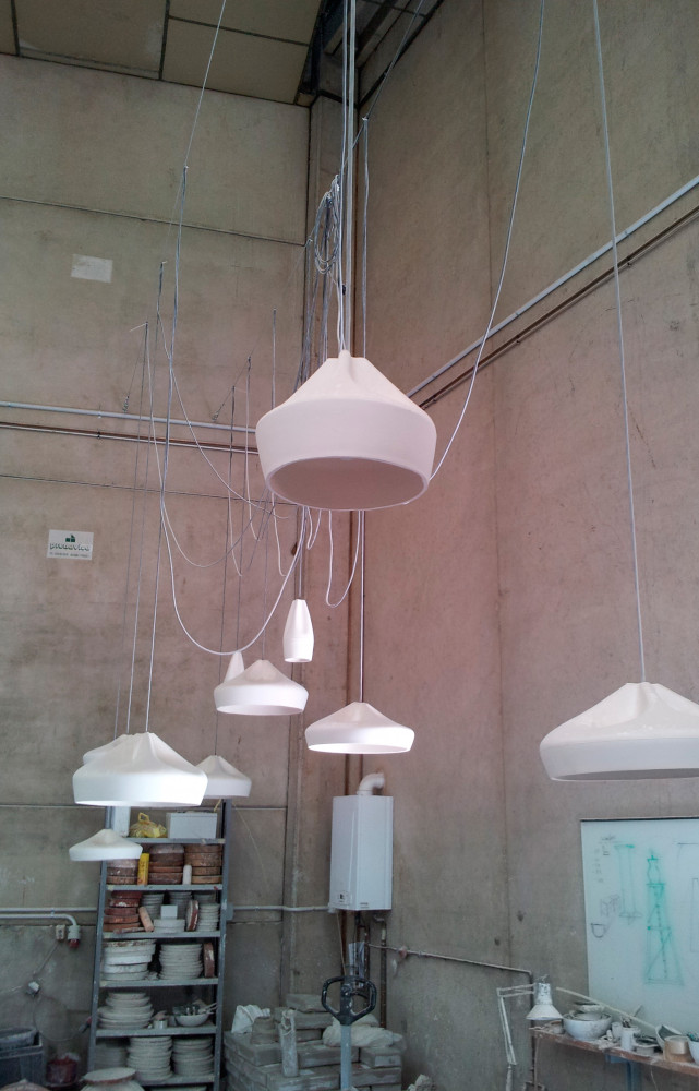 La « Pleat box » de Javier Mañosa et du studio Mashalla, de la céramique inspirée par...