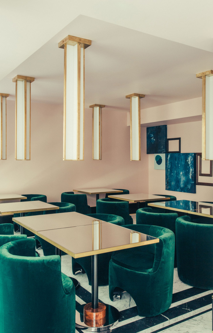 A l’hôtel Saint-Marc, Dimore Studio a su diffuser une dose d’anticonformisme où se mêlent Art nouveau et dernier chic. Une marque de fabrique qui lui valu d’être choisi comme « designer Scènes d’intérieur » au salon Maison & Objet 2014.