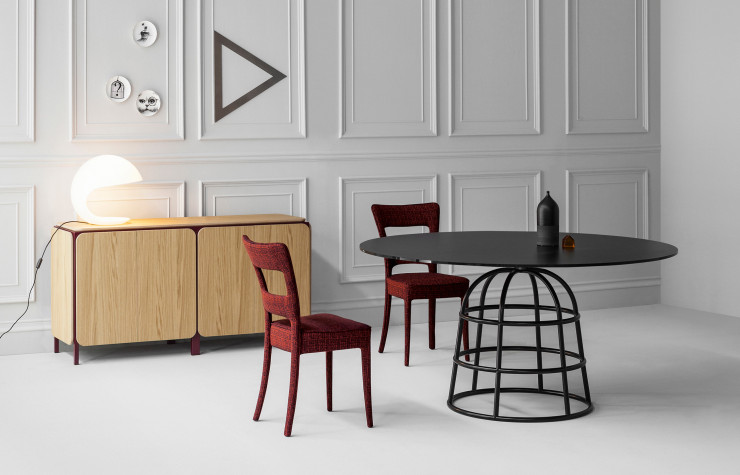 Pour le 80e anniversaire de Bonaldo, Alain Gilles a créé la collection « Mass », des tables au piétement léger et au plateau massif.