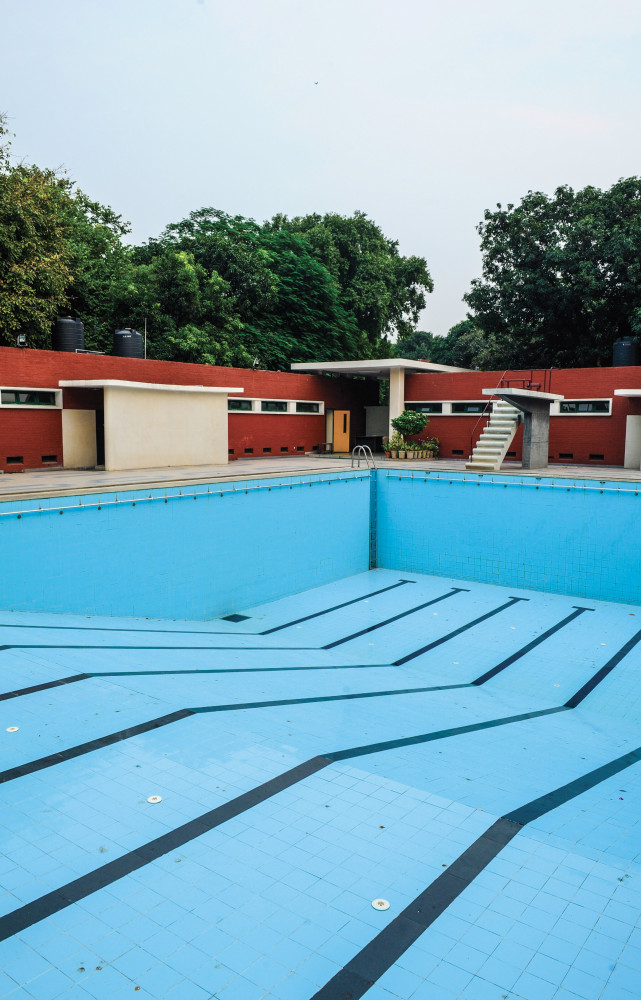 ... et une piscine extérieure.