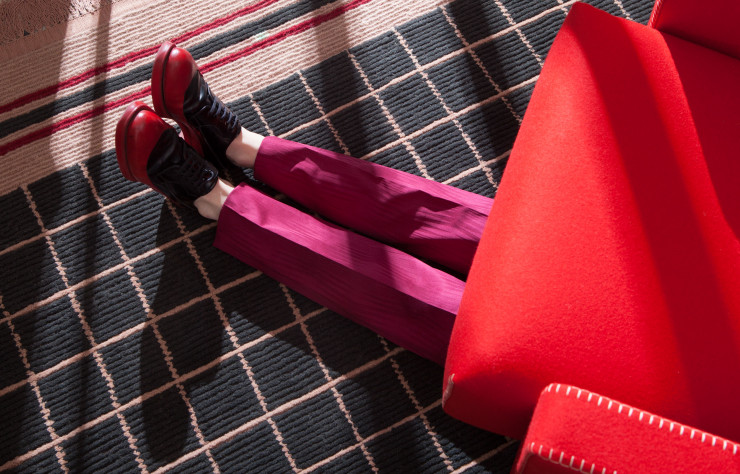 Nouveauté 2016, le tapis « Quadro Celeste » (CC-Tapis), en coton et laine de l’Himalaya.