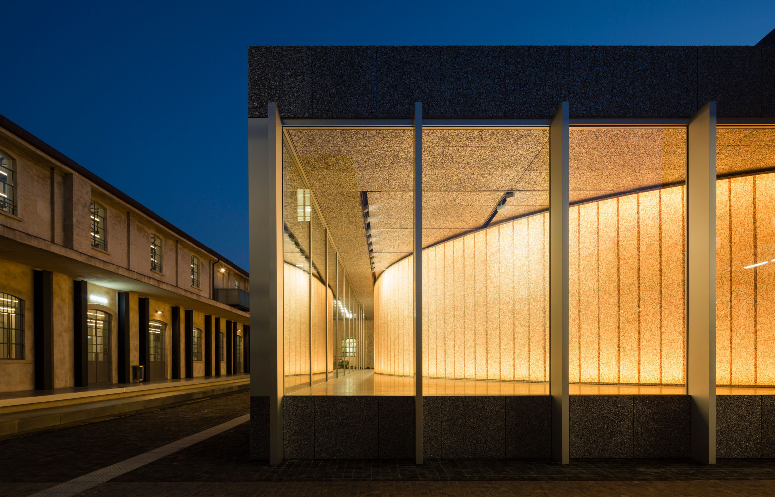 La particularité de la Fondazione Prada, c’est le lien qu'elle crée entre l’architecture et les œuvres. Ici,...