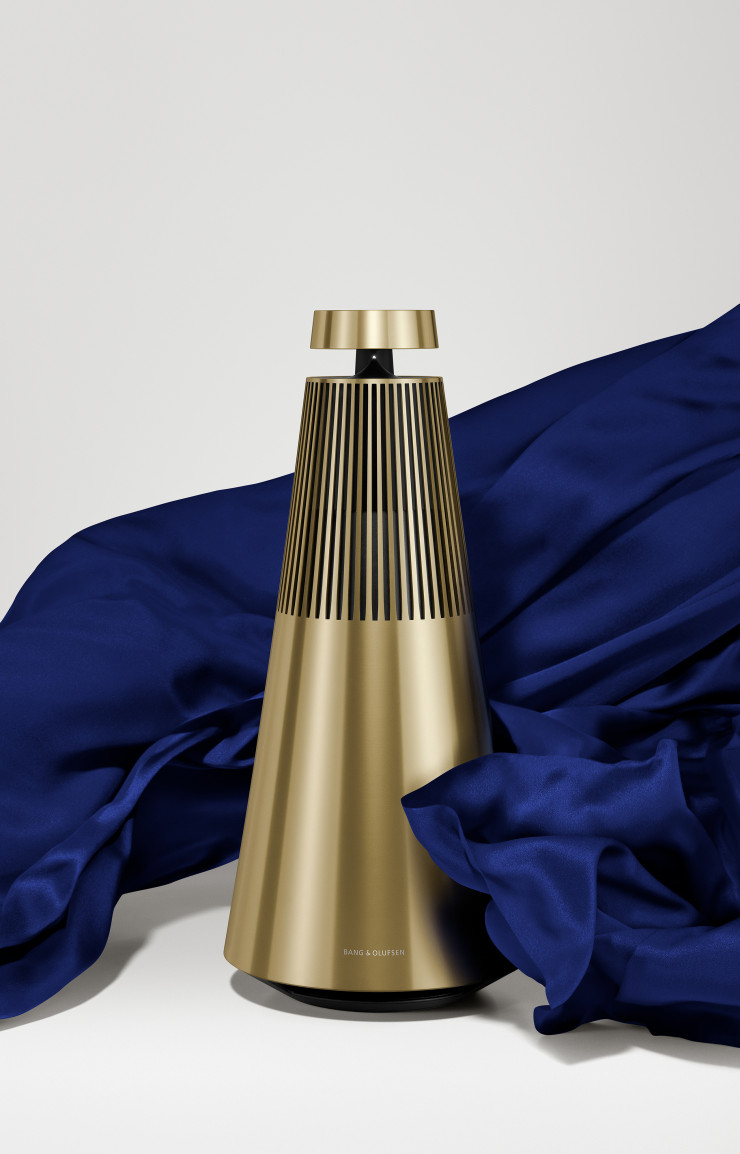 L’enceinte sans fil Beosound 2 dans sa version « Cool Modern Collection ».