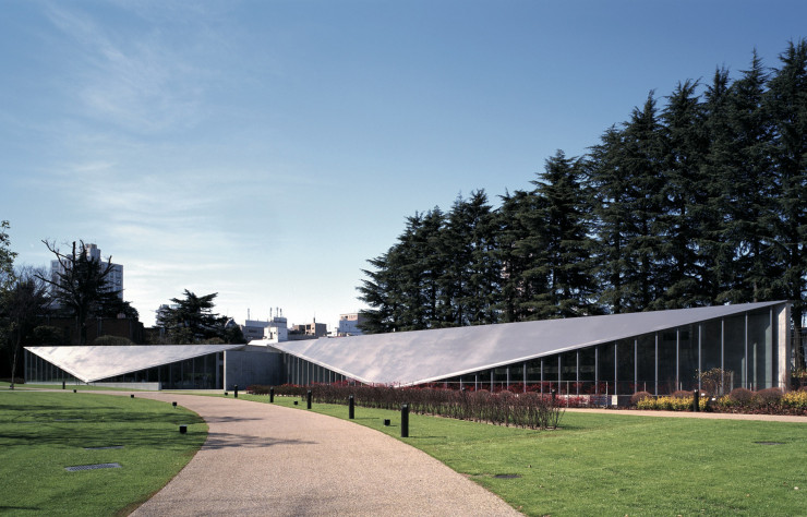 Inspiré du design d’Issey Miyake, le bâtiment de Tada Ando date de 2007.