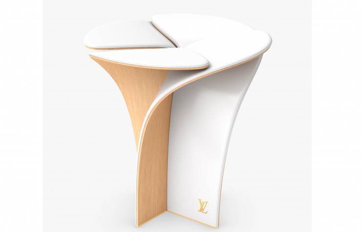 Tabouret de Tokujin Yoshioka (Objets nomades de Louis Vuitton).