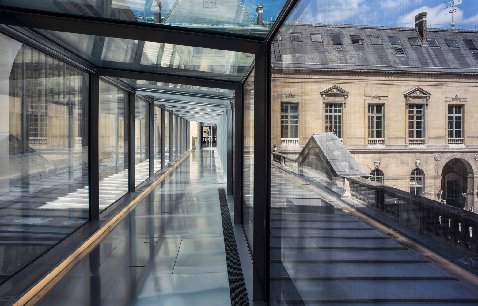 La Galerie de verre vu de l'intérieur.