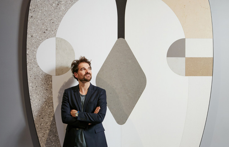 Avec des bureaux en Italie, en Espagne et au Japon, le designer valencian a conquis le monde du design.