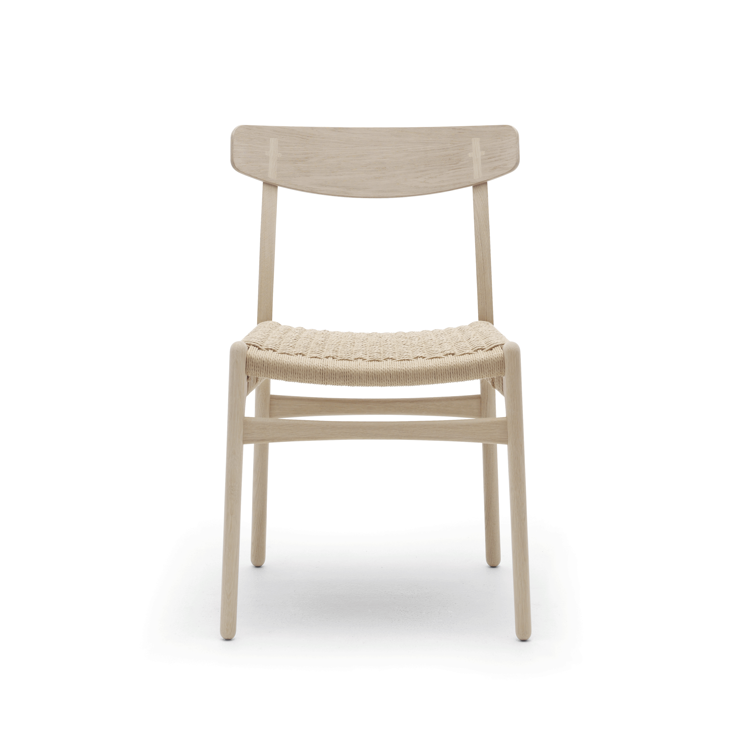 La CH 23 de Hans Wegner et ses différentes finitions(Carl Hansen).