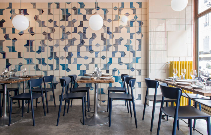 Au restaurant Belle Maison, dans le IXe arrondissement, où le chef Franck Baranger sévit, c’est 100 % poisson et un cadre frais qui sied au thème retenu.