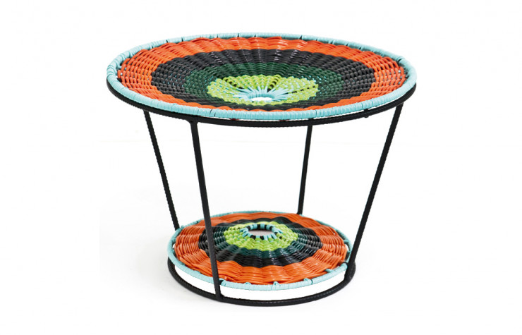 Table en plastique recyclé présentée en 2015 dans le cadre de l’événement « Marni Mercado de Paloquemao ».