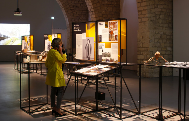 Les textes et photographies de l’expositions sont accompagnés d’un commentaire audio.