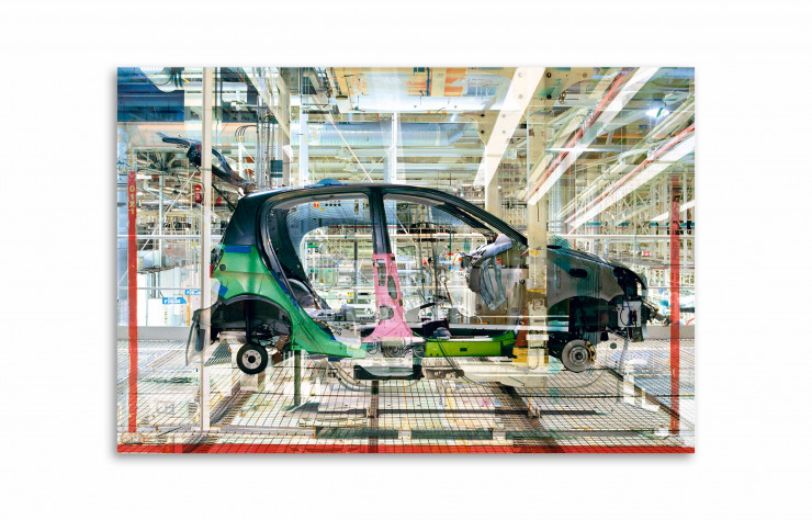 « Toyota n°8 », Série « Melting Point », 2005, de Stéphane Couturier. Tirage chromogène, 92 x 124 cm.
