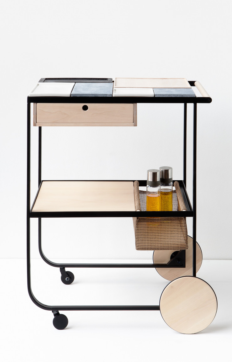 Table roulante « Palat » de Maiju Uski.