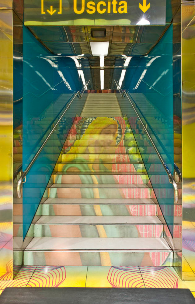 Station Università d'Alessandro Mendini et Karim Rashid (2011).