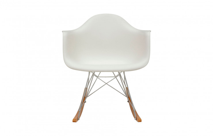 Chaise à bascule « RAR », design Charles & Ray Eames (1950, Vitra).