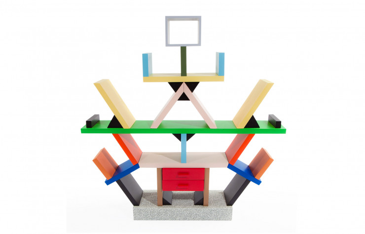 Bibliothèque « Carlton », design Ettore Sottsass (1981). Memphis Milano.