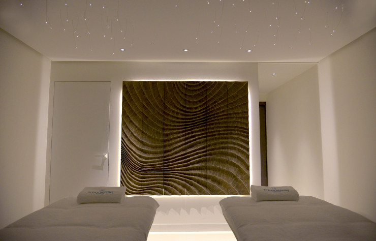Le spa a été conçue comme une bulle aux teintes taupe dans laquelle on peut s’abandonner complètement…