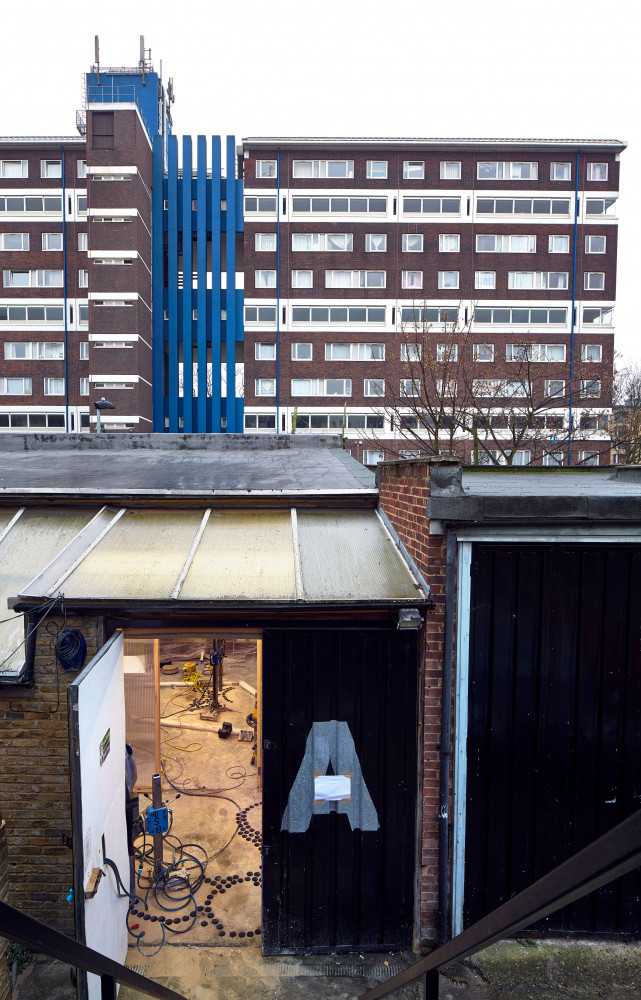 Vue de l'immeuble du quartier de Hacney où était installé le designer Paul Cocksedge depuis douze ans.