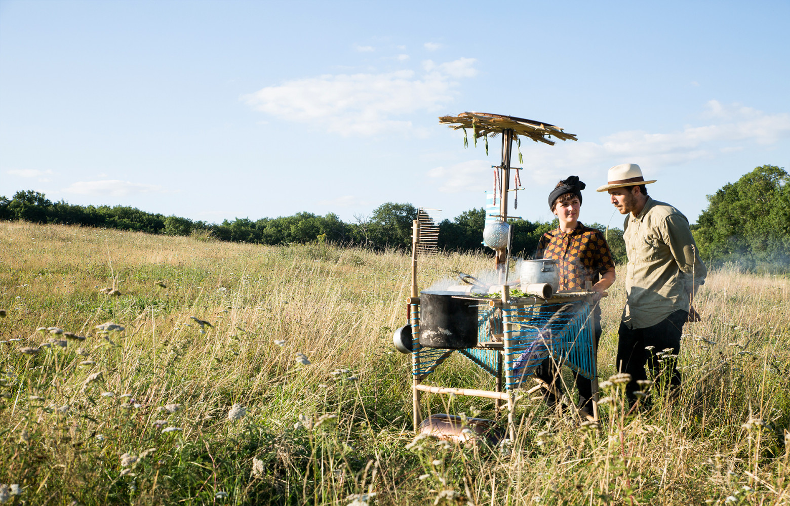 Les stagiaires ont aussi pensé à cet ingénieux « food-truck », une cuisine ambulante qui fait honneur...