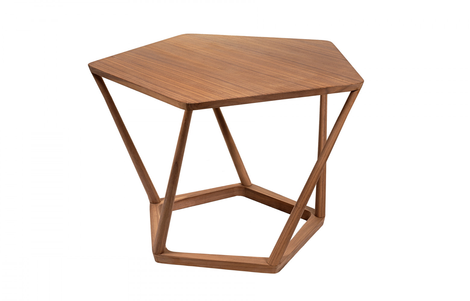 Table basse FiveA en contreplaqué de noyer, des designers californiens 64North (Spécimens Editions).