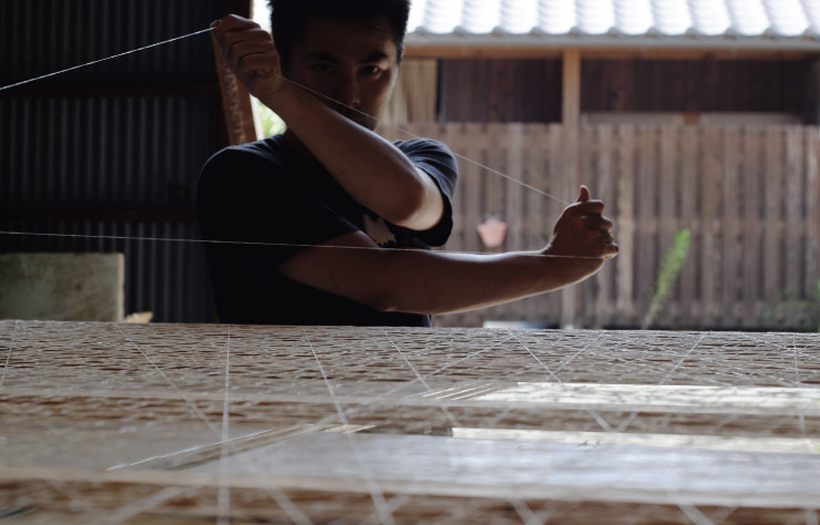Hiroyuki Saito, artisan japonais spécialisé dans le papier washi.