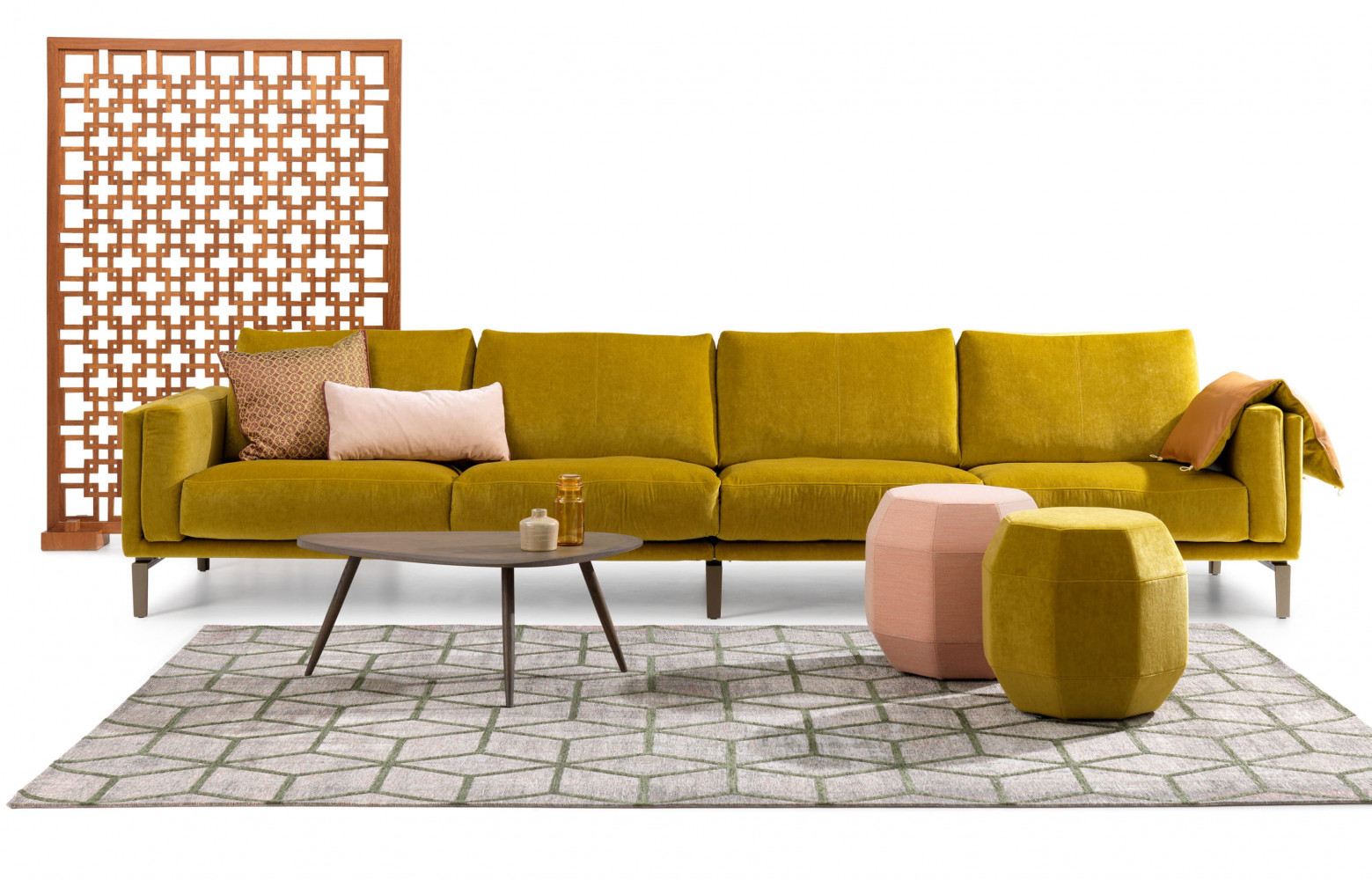 Bellice, design Edward Van Vliet, composition six places en tissu, à partir de 6 150 € Leolux.