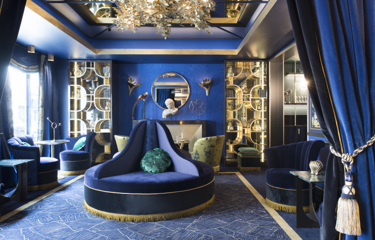 Le lobby de l’hôtel Nabis, décoré par Oscar Lucien.