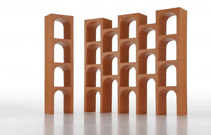 Etagère modulable « Eur » de Giulio Iachetti pour Magis.