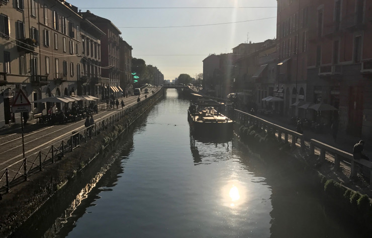 Dans le quartier des Navigli à Milan.