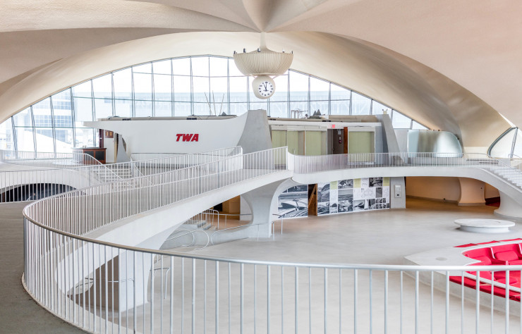 L’intérieur du terminal est tout aussi spectaculaire…