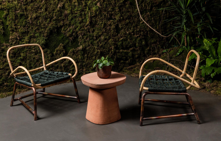 Autre déclinaison du fauteuil Manila de Paola Navone.